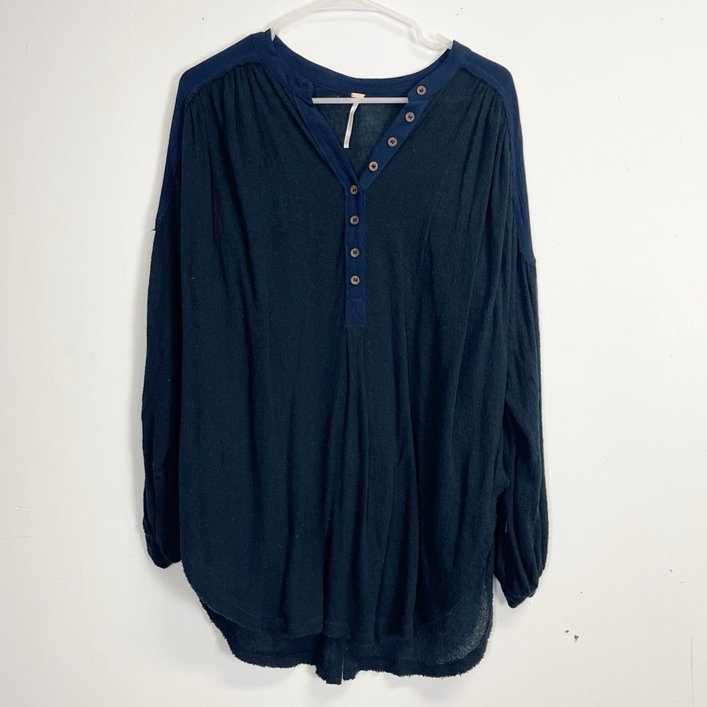 Free People Shirt Womens Size Small Navy Blue Long Sleeve Knit Henley Tunic
